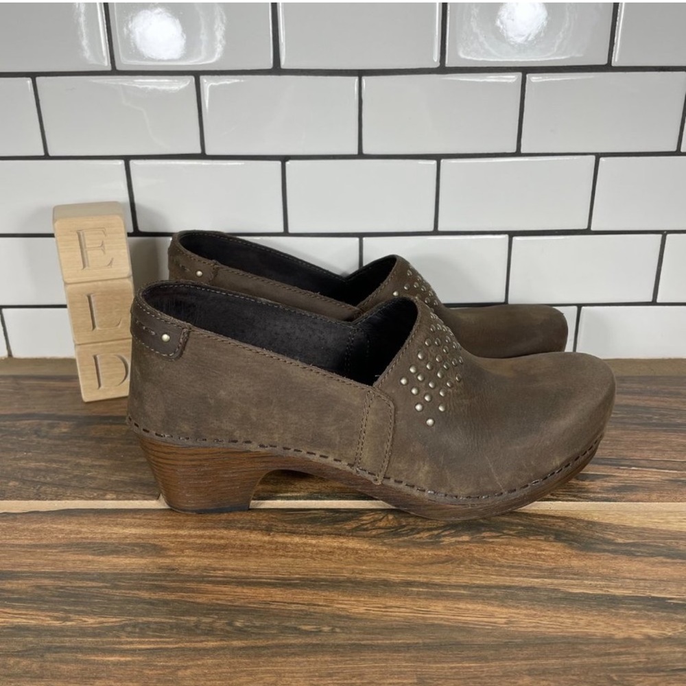 Dansko clogs.  Used but very good condition.